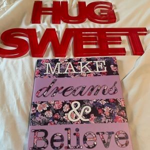 Bundle of room signs